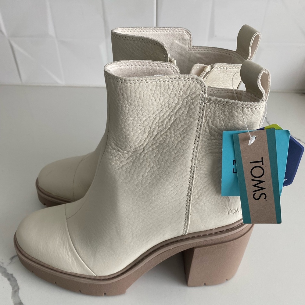 NWT Tom’s Leather Boots
